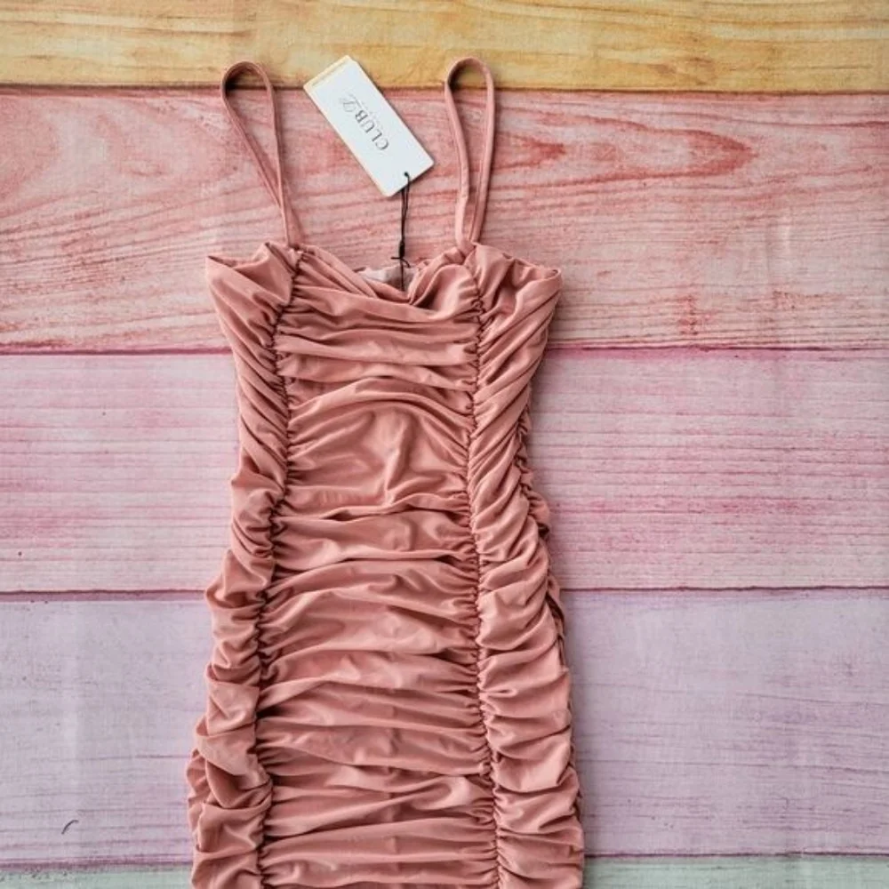 NWT Club L London Pink Sentimental Bodycon Ruched Midi‎ Dress Size 4 Date Night